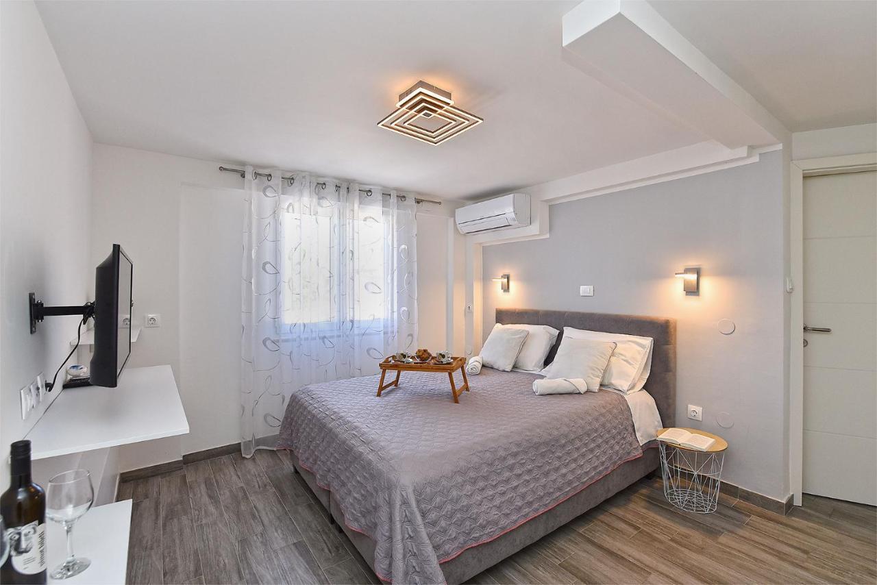 Double Room With Pool 2261 Medulin Ngoại thất bức ảnh