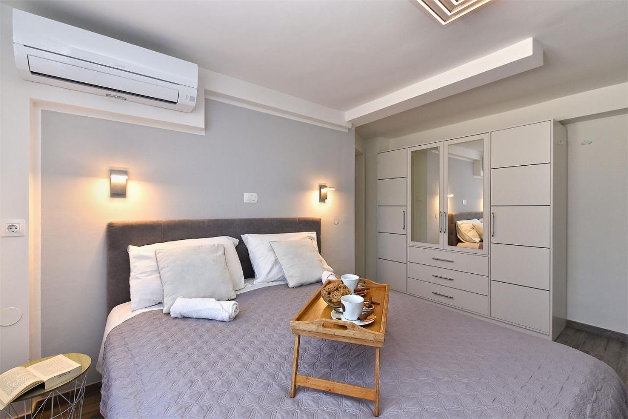 Double Room With Pool 2261 Medulin Ngoại thất bức ảnh